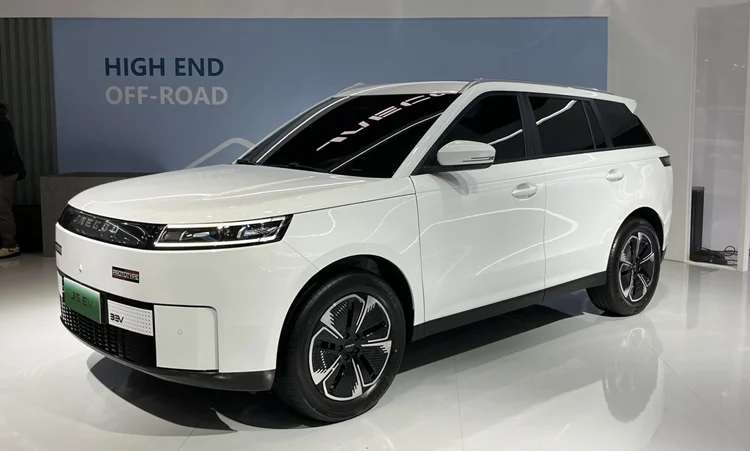 J5 EV Premium